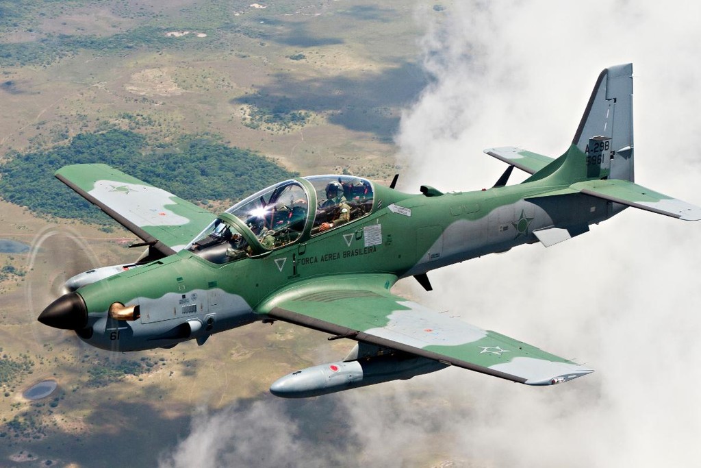 Embraer entrega novos A-29 Super Tucano e fortalece presença internacional